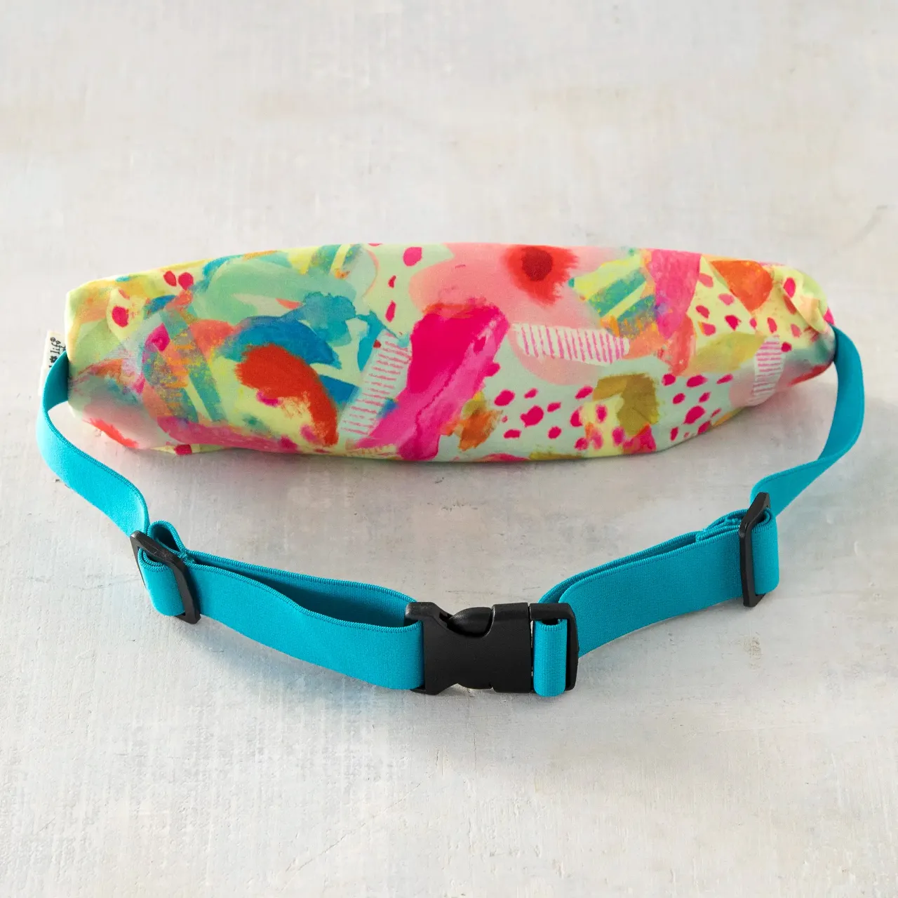 Abstract Ditsy Tan On The Run Waist Belt