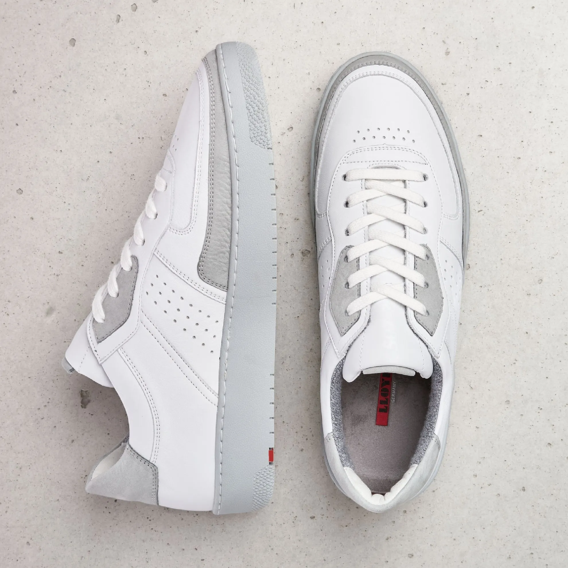 Arel Low-top Trainer with Variofootbed / Platinum-White