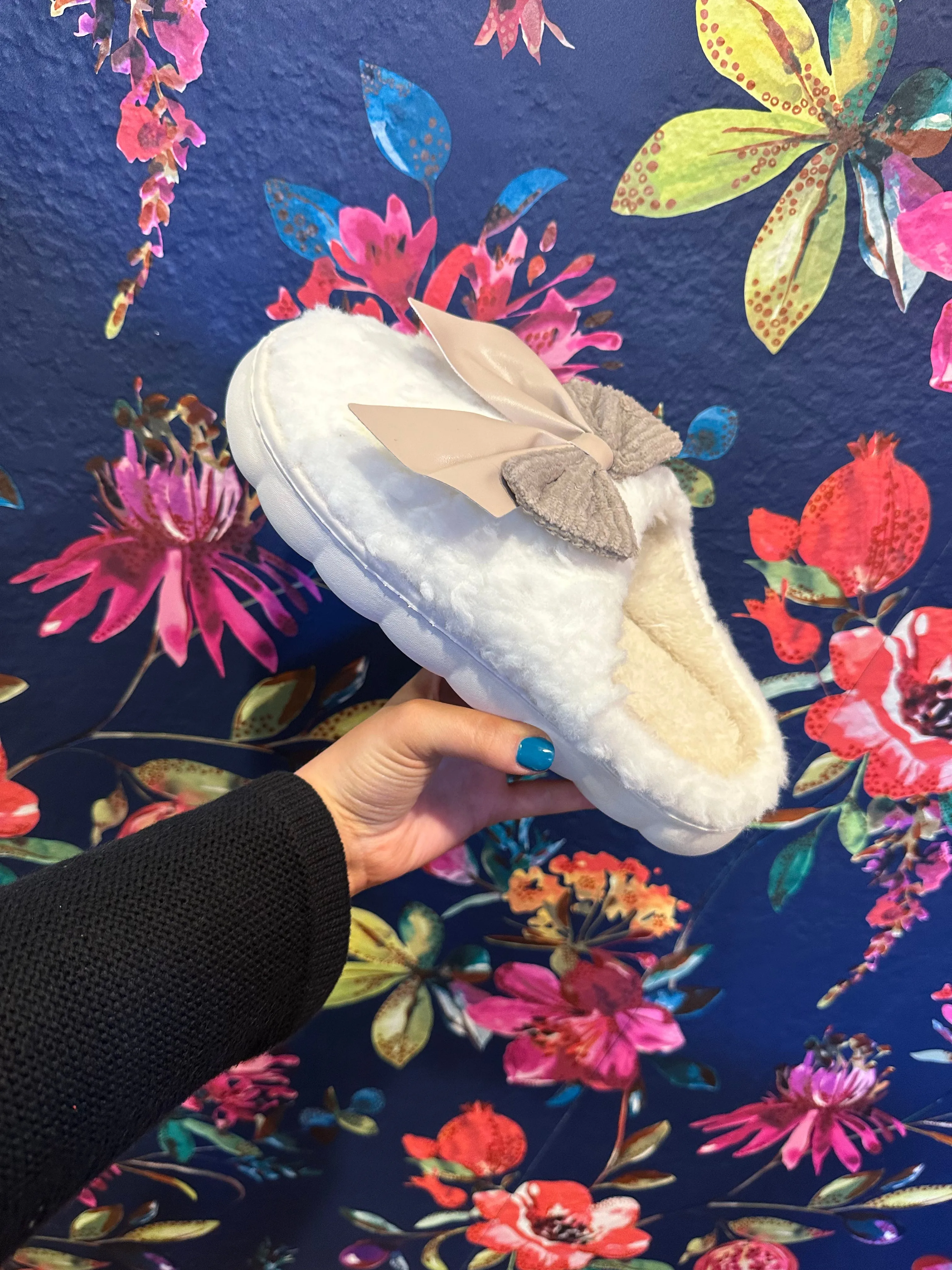 Bow Slippers