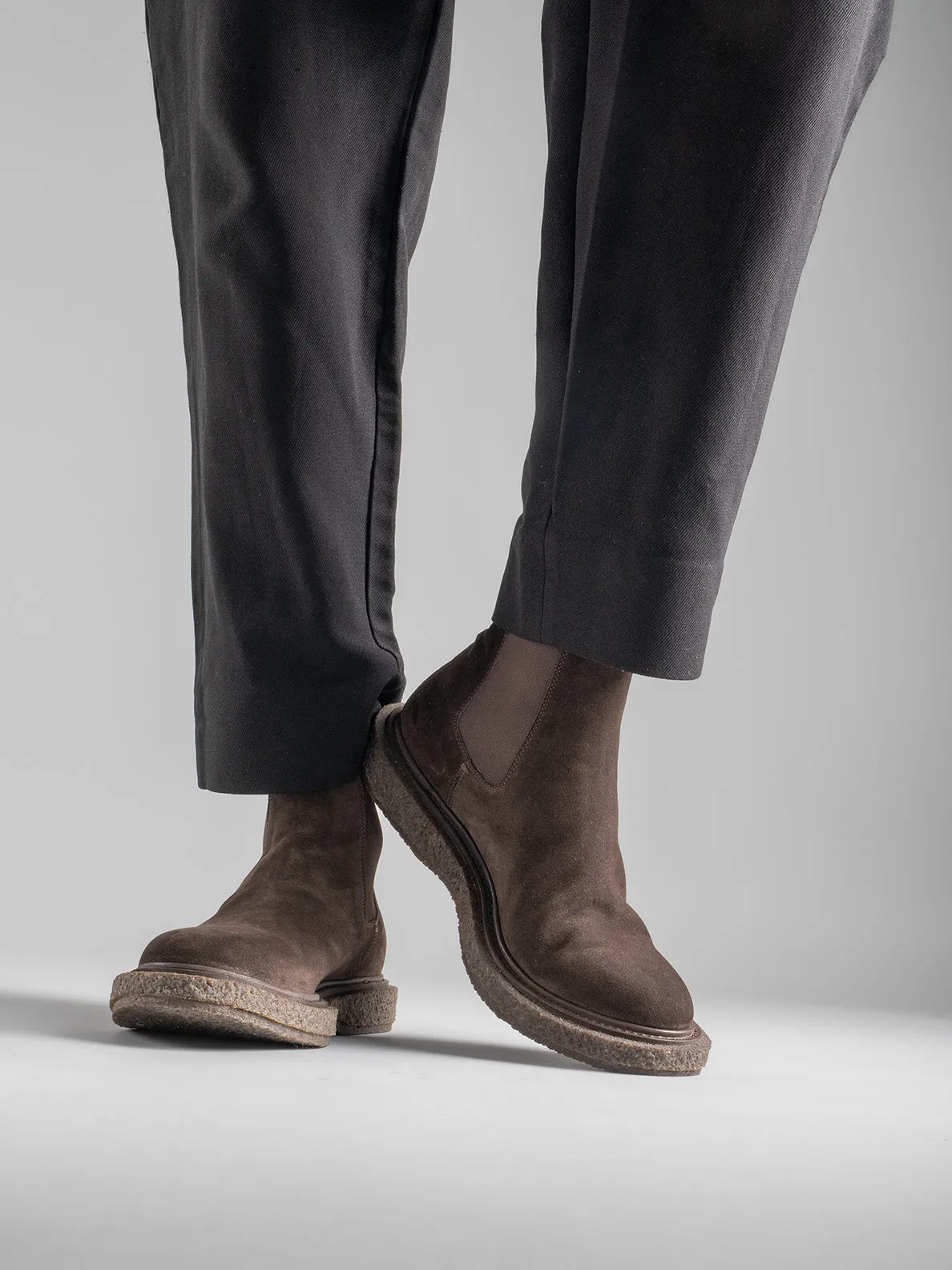 BULLET 002 - Gray Suede Chelsea Boots