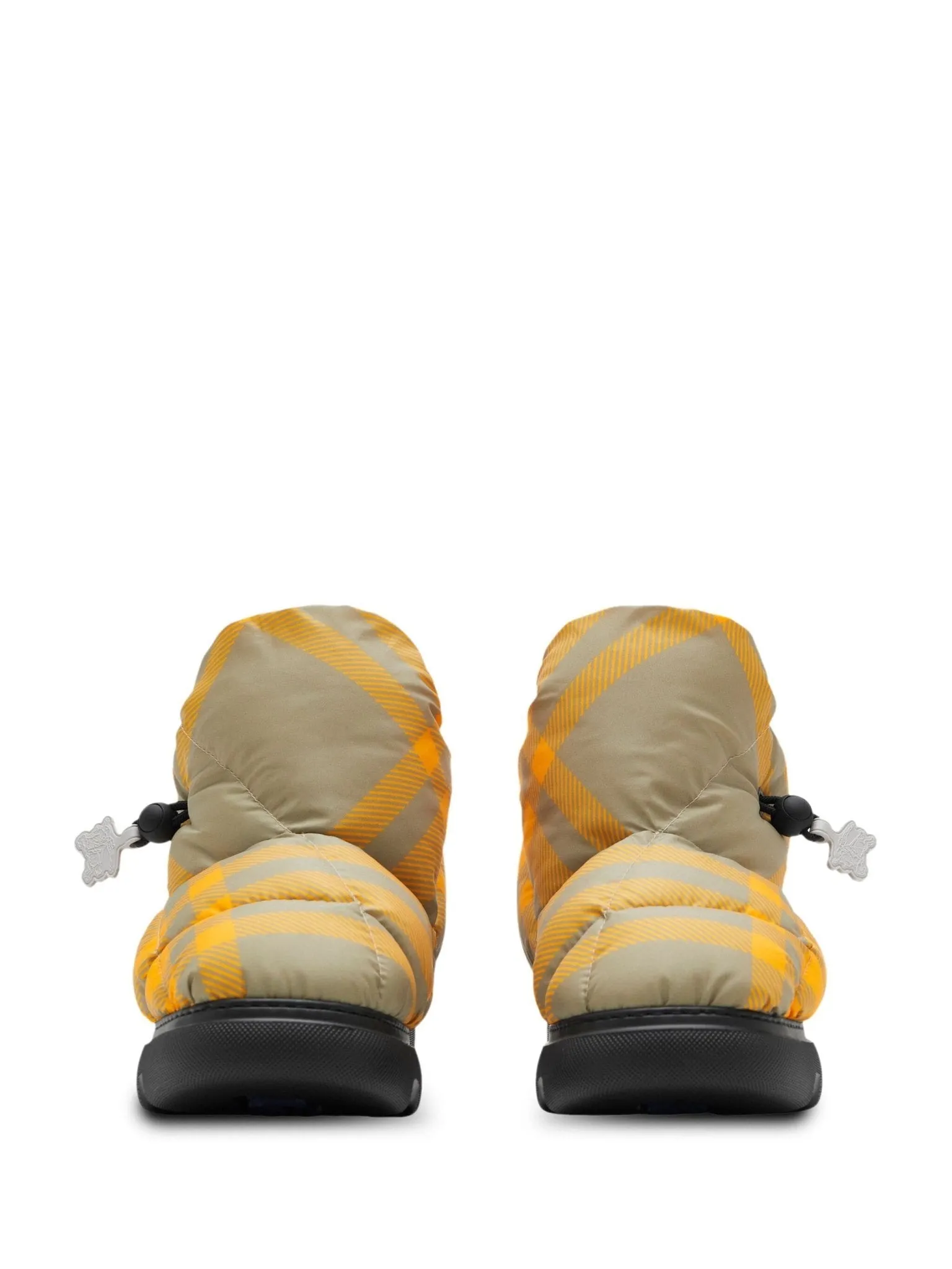 Check Pillow padded snow boots
