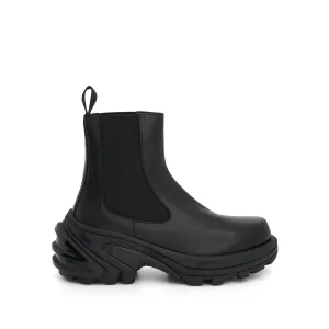 Chelsea Boot with Removable Sole in Black