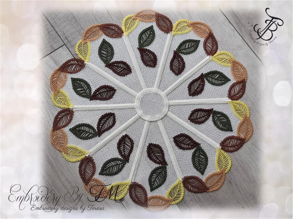 Doily with leaves/ 5x7 hoop
