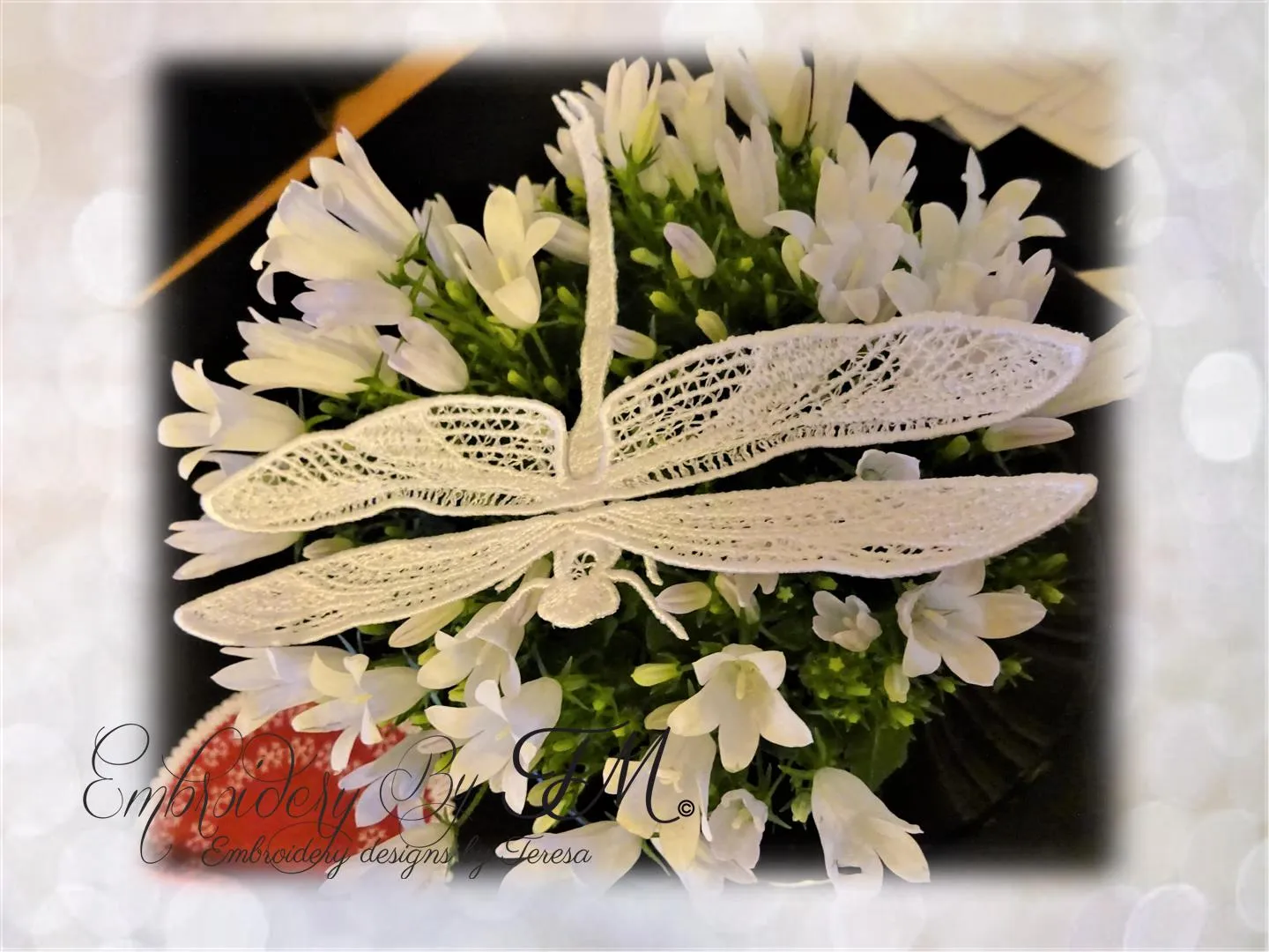 Dragonfly lace 3D / two sizes / 5x7 hoop and 4x4 hoop
