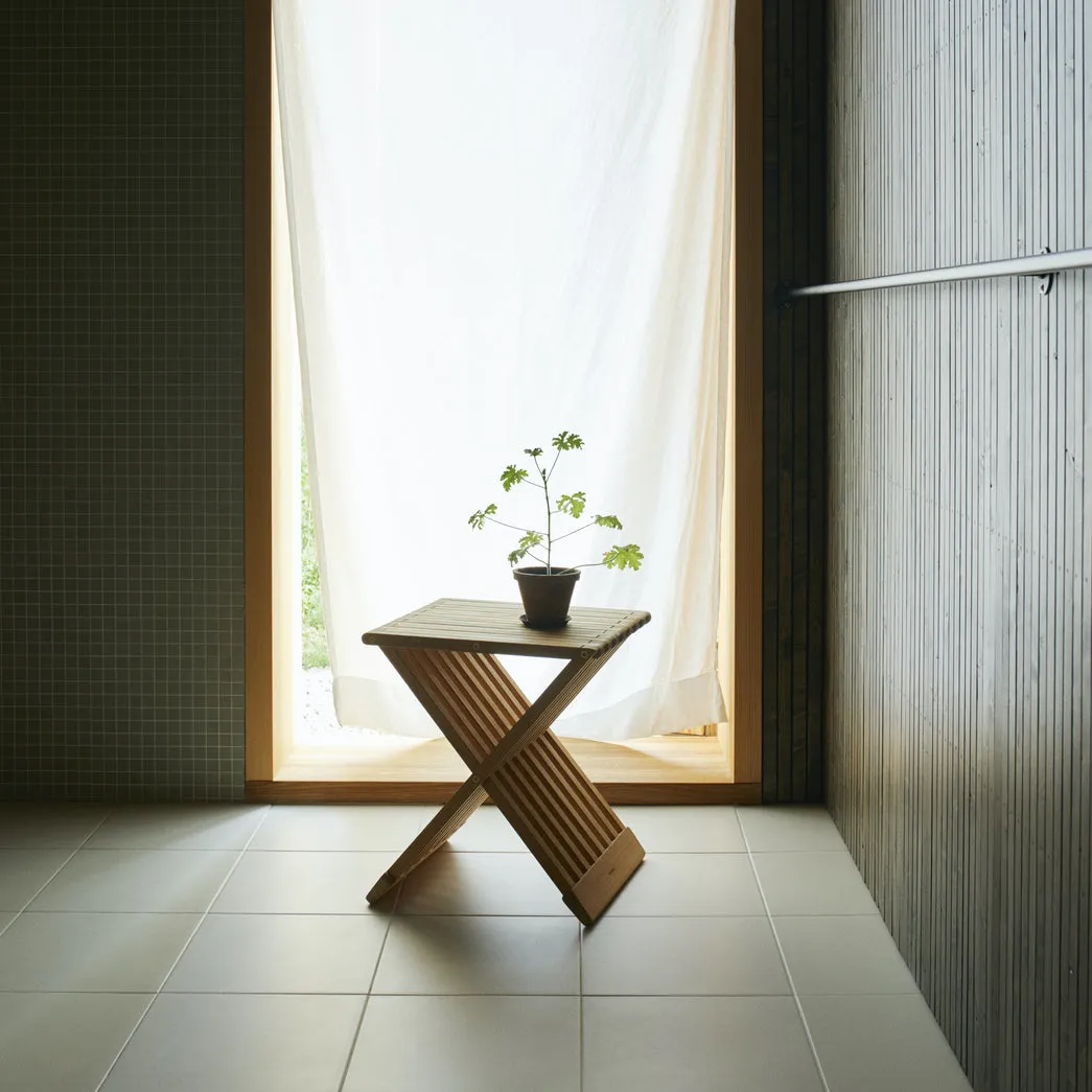 Fionia Stool