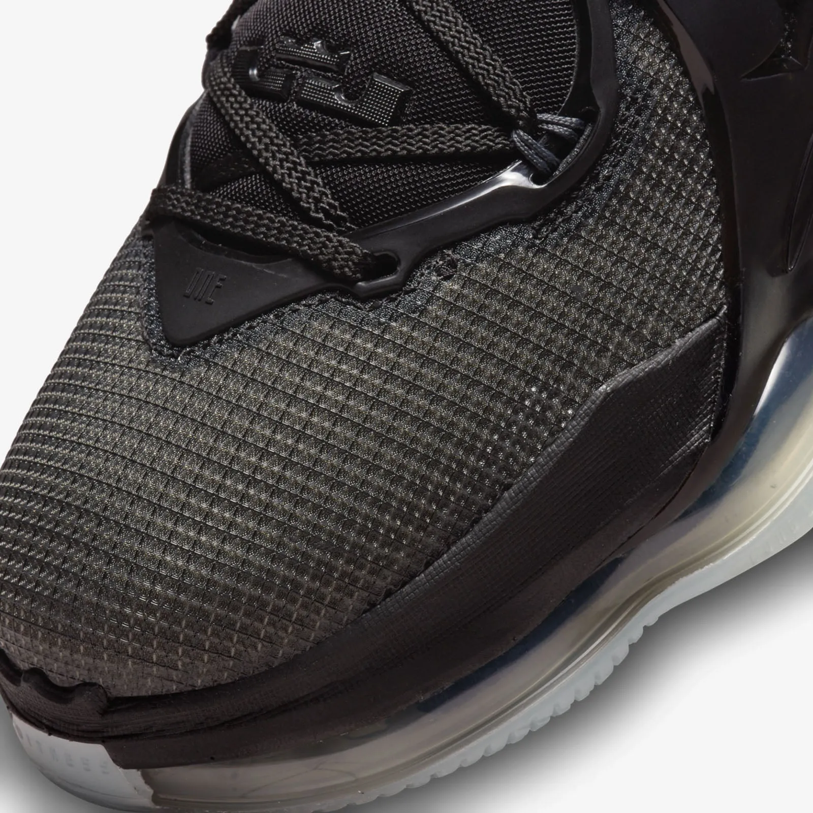 LeBron 19 - 'Chamber Of Fear'
