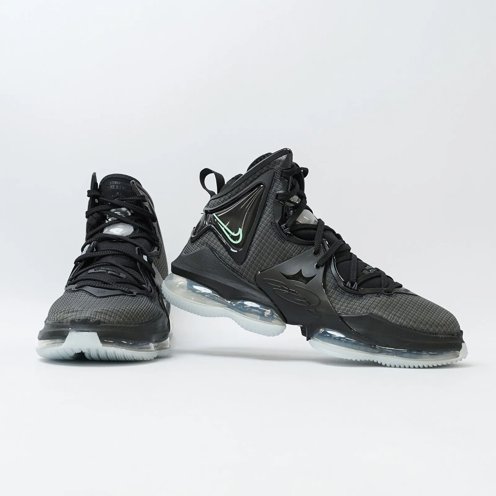 LeBron 19 - 'Chamber Of Fear'