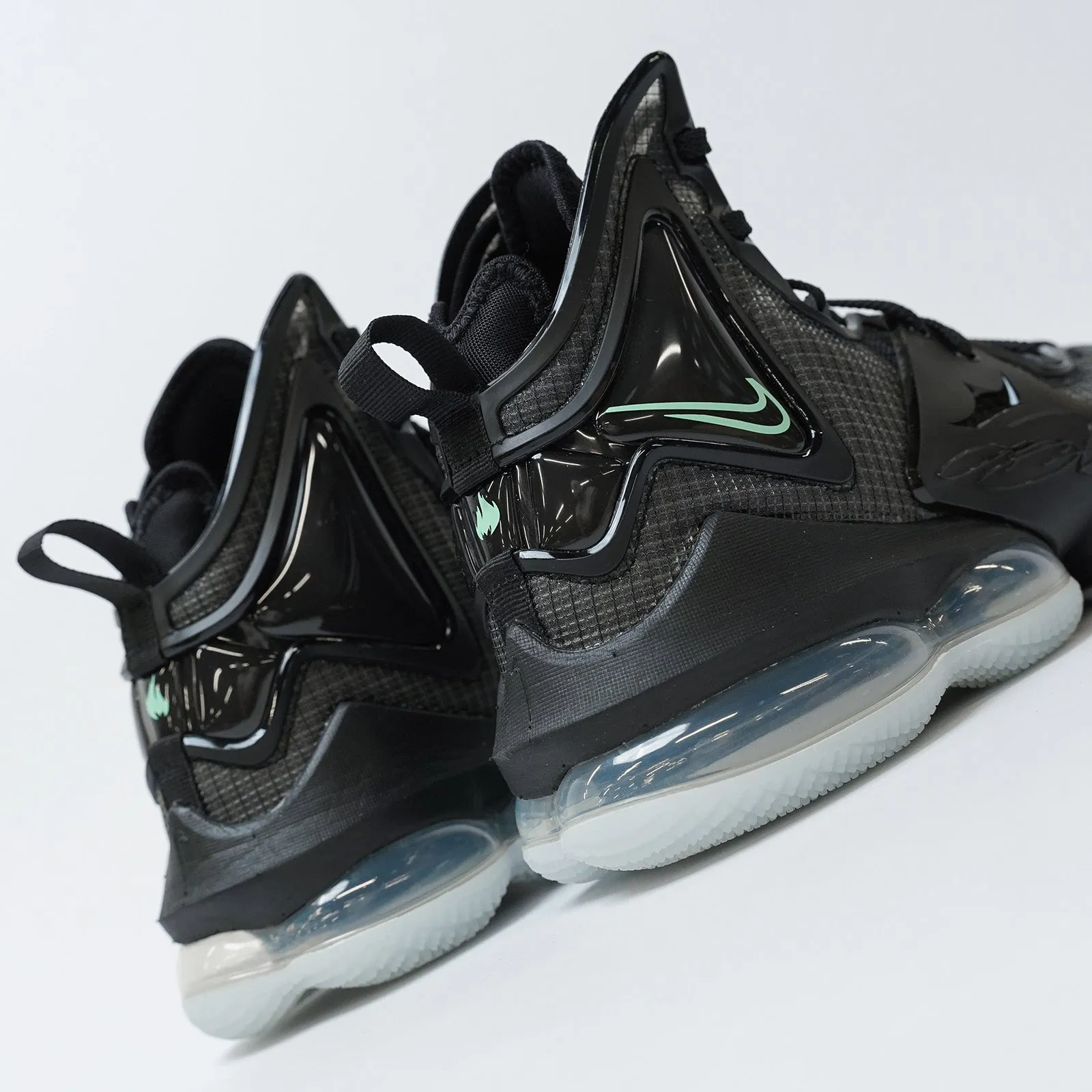 LeBron 19 - 'Chamber Of Fear'
