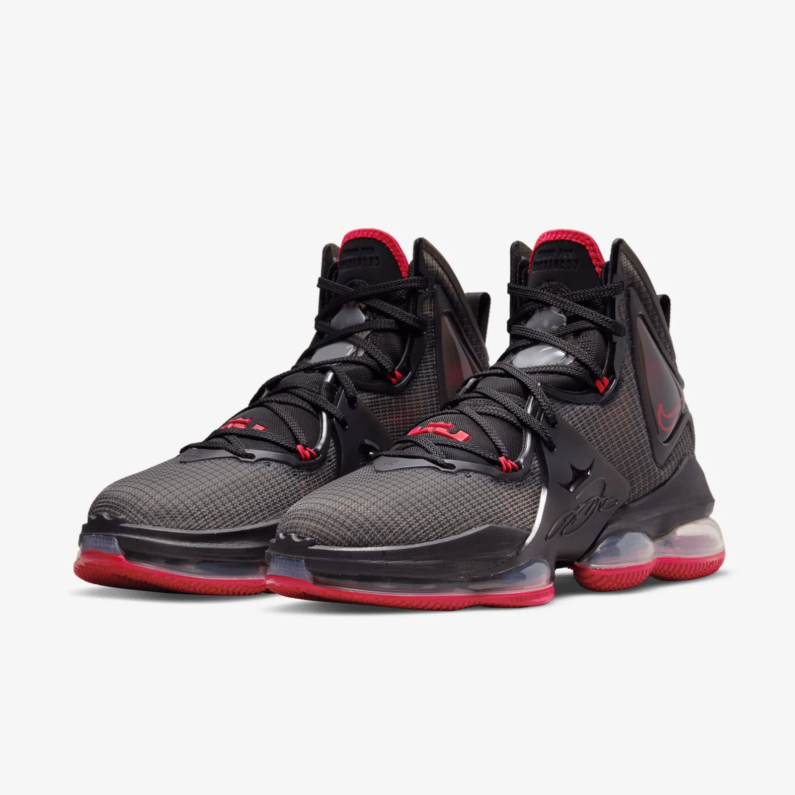 LeBron 19 - 'King's Castle'