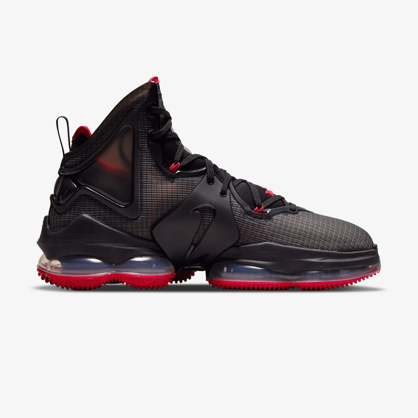 LeBron 19 - 'King's Castle'