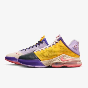 LeBron 19 Low - 'Mismatch'