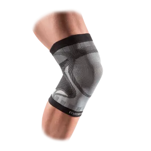 McDavid Knee Sleeve/4-Way Seamless Elastic - MD5140 - clearance