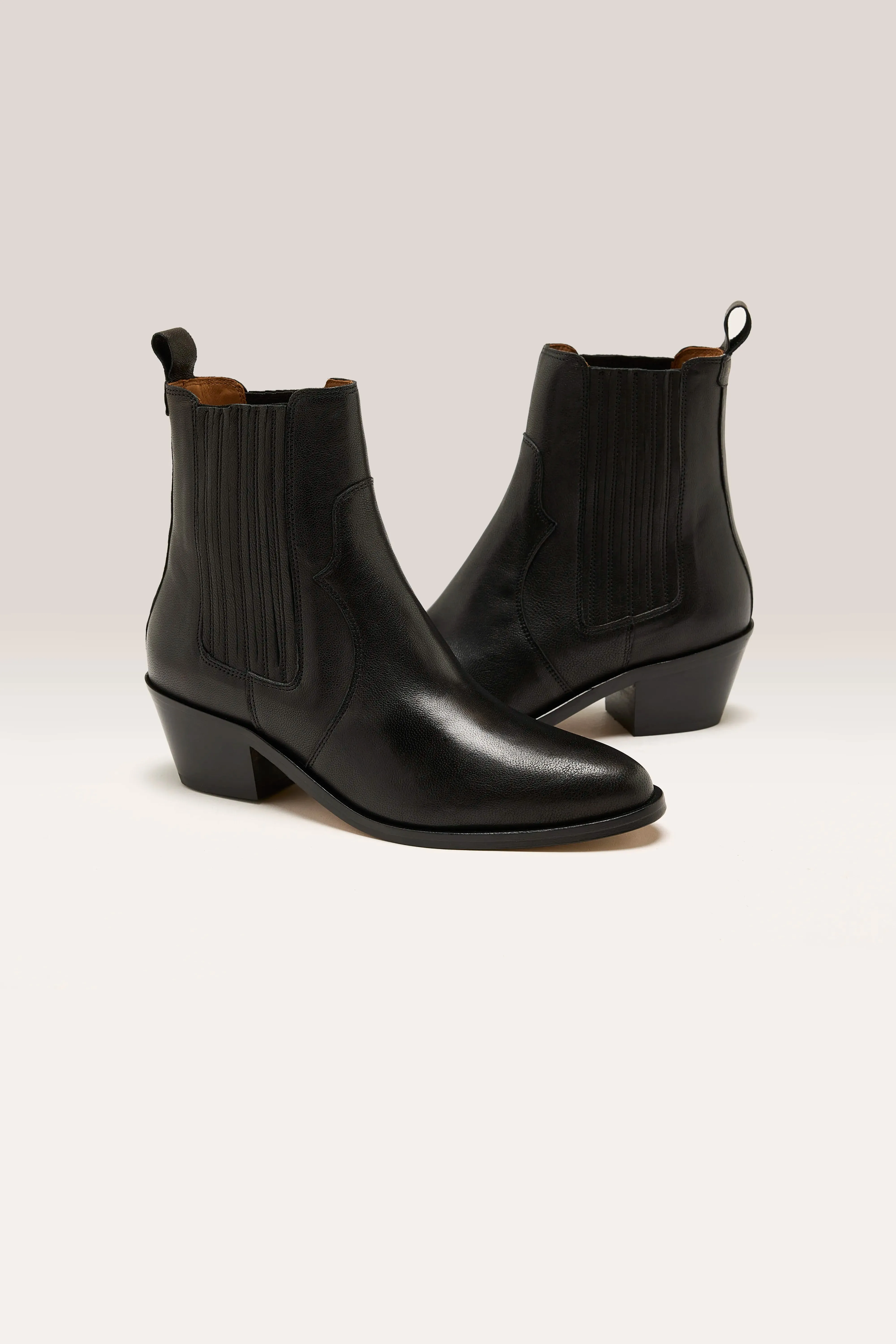 Sofia Chelsea Boots (242 / W / BLACK)