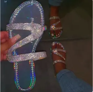 Spring/summer 2024 new sandals women bright diamond casual outdoor travel flip flop beach shoes non-slip durable slippers ms