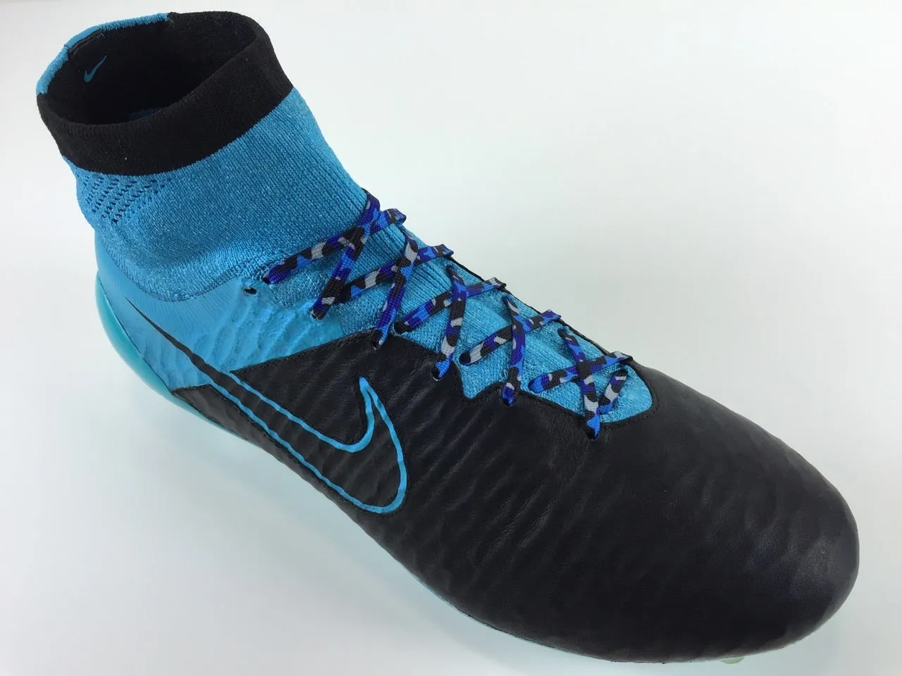 SR4U Laces Blue Camo