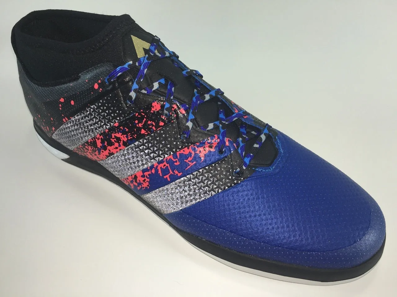 SR4U Laces Blue Camo