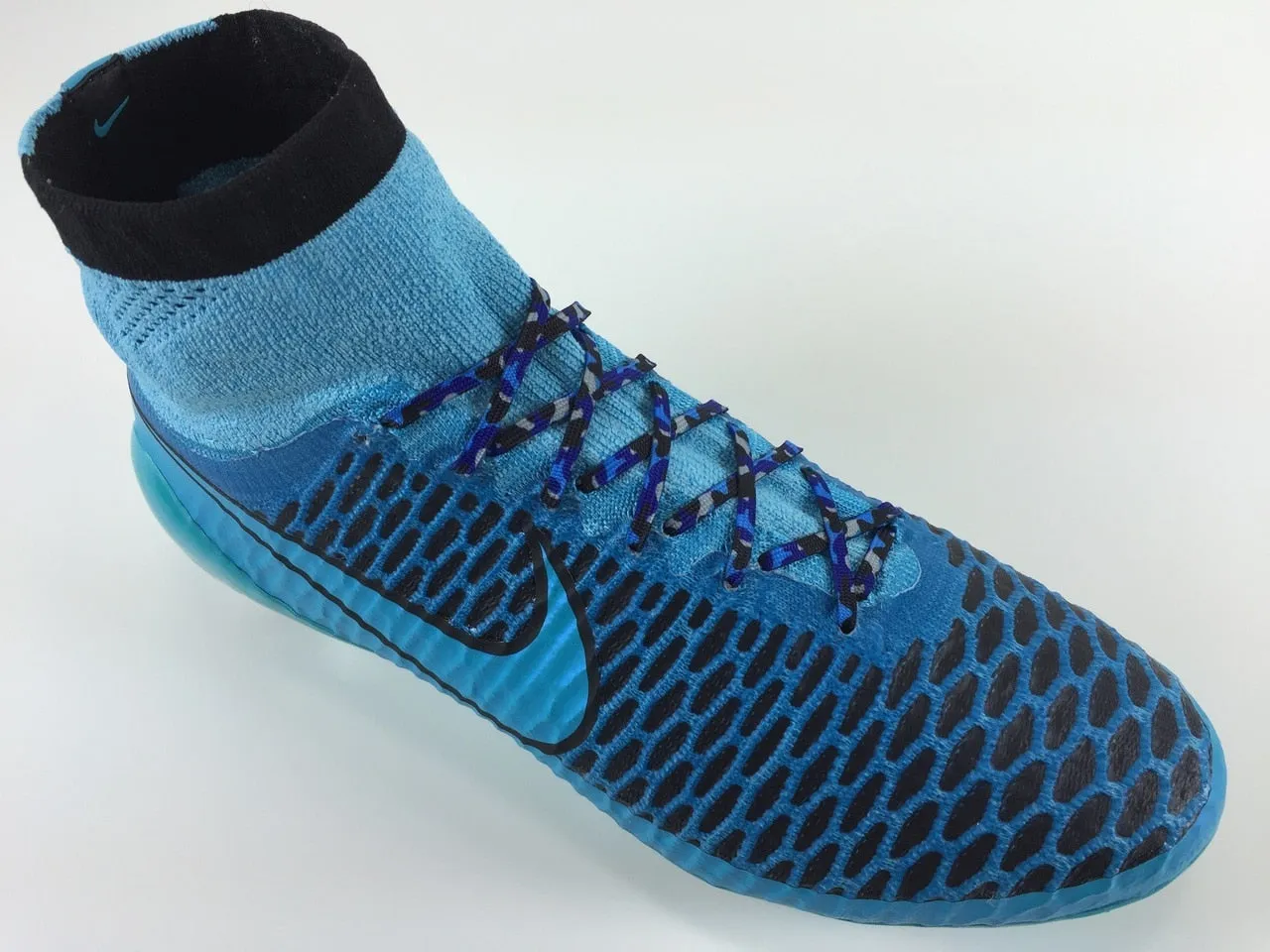 SR4U Laces Blue Camo