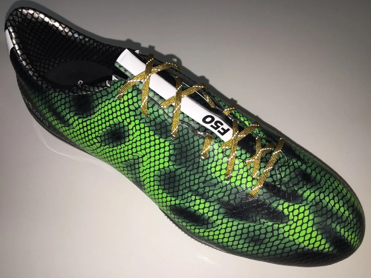 SR4U Metallic Gold Reflective