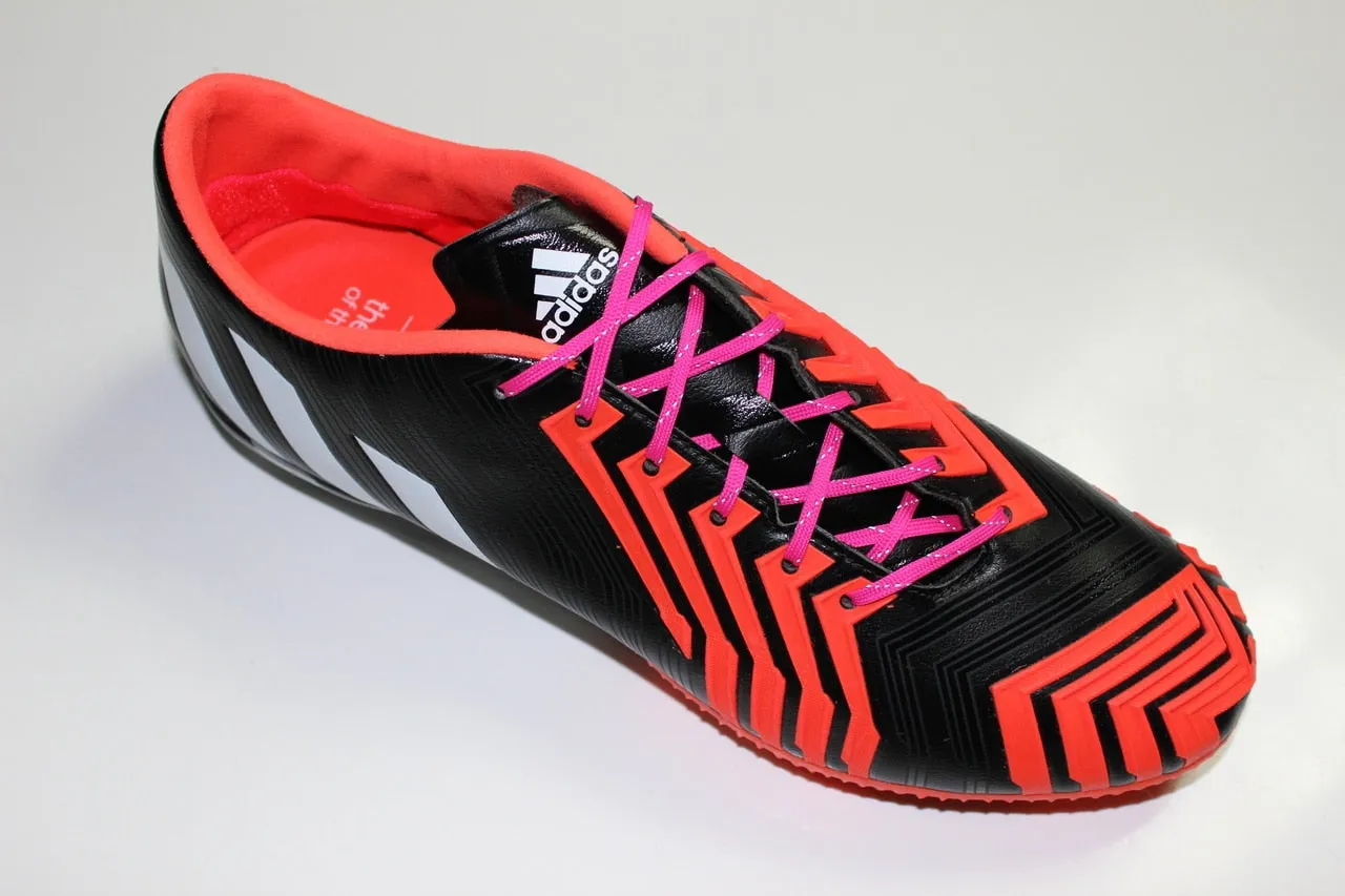 SR4U Reflective Laces Neon Pink