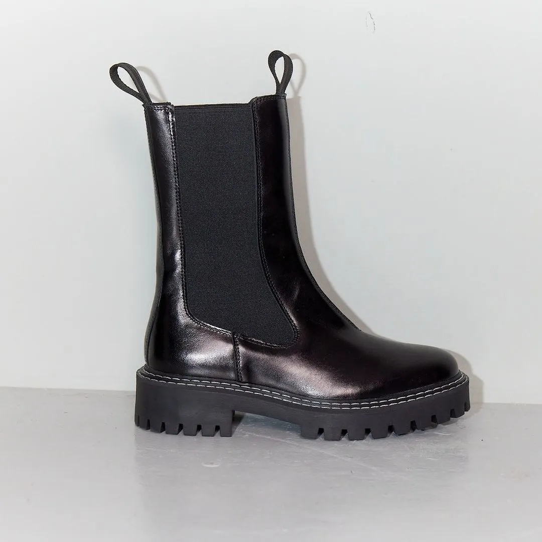 Stella Black Chelsea Boots