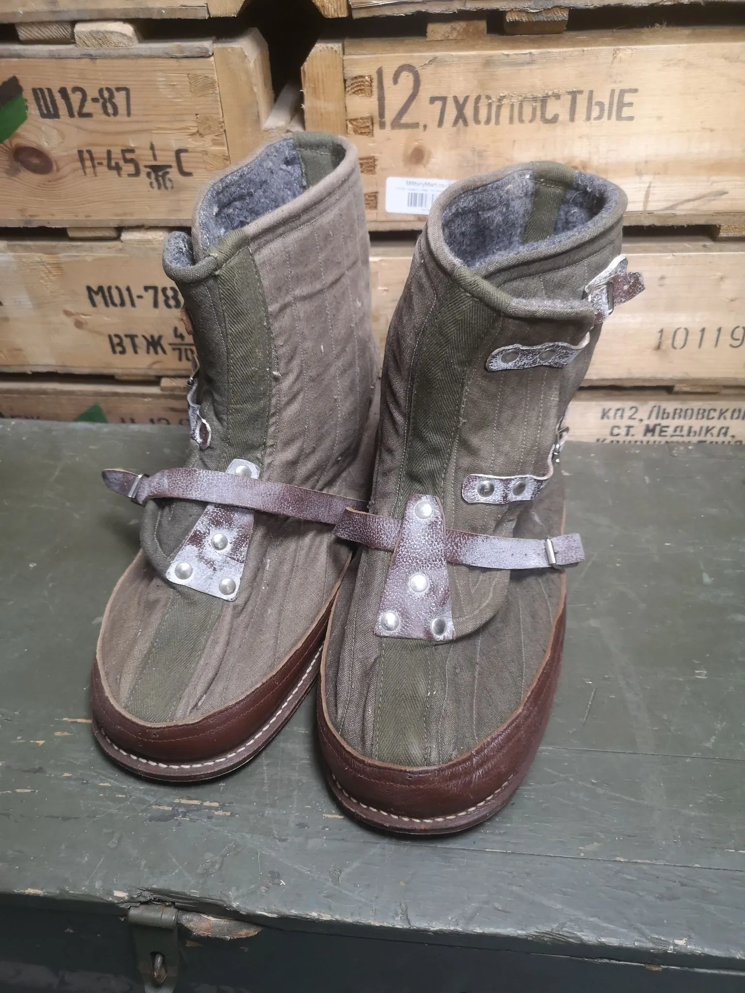 Swedish Army Vintage Snow over boots