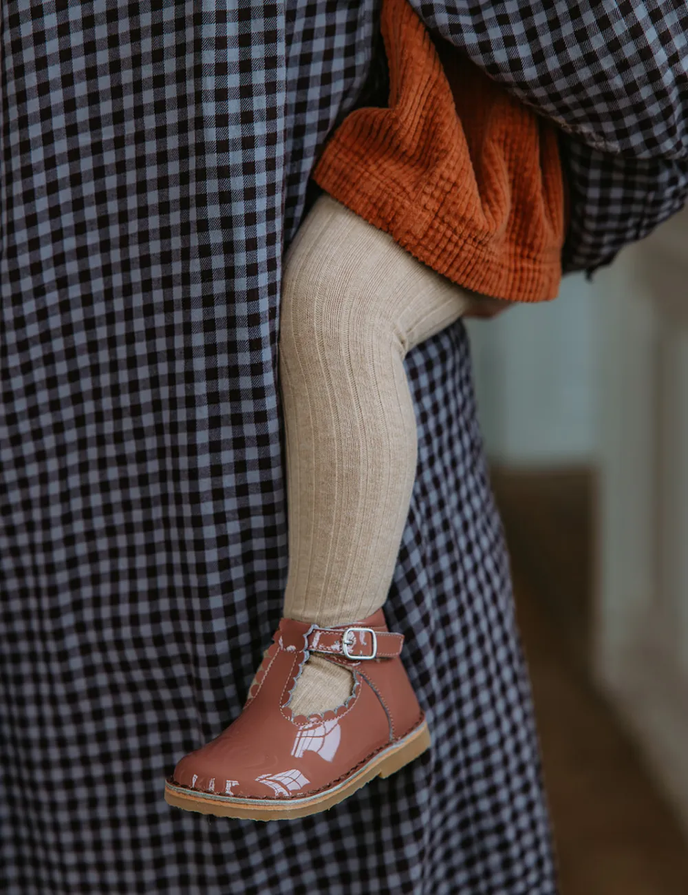 T-Bar Scallop - Rose Clay Patent
