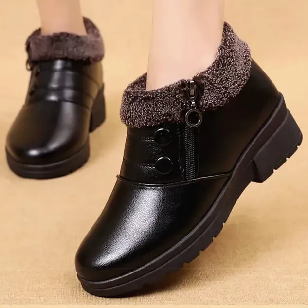 USS Shoes Clariza Women's Booties