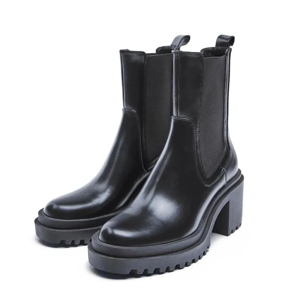 Zeinap Black Chunky Chelsea Boots