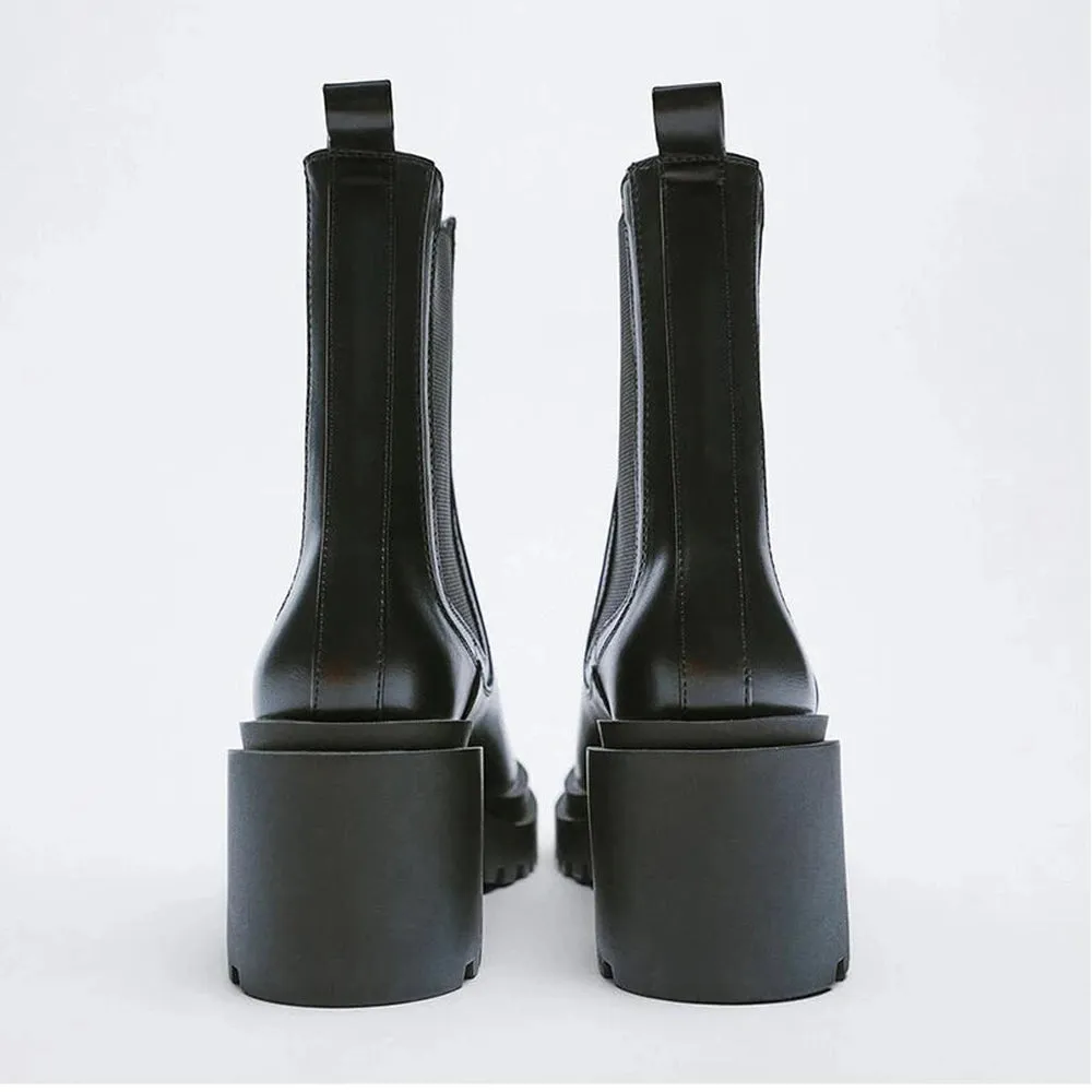 Zeinap Black Chunky Chelsea Boots